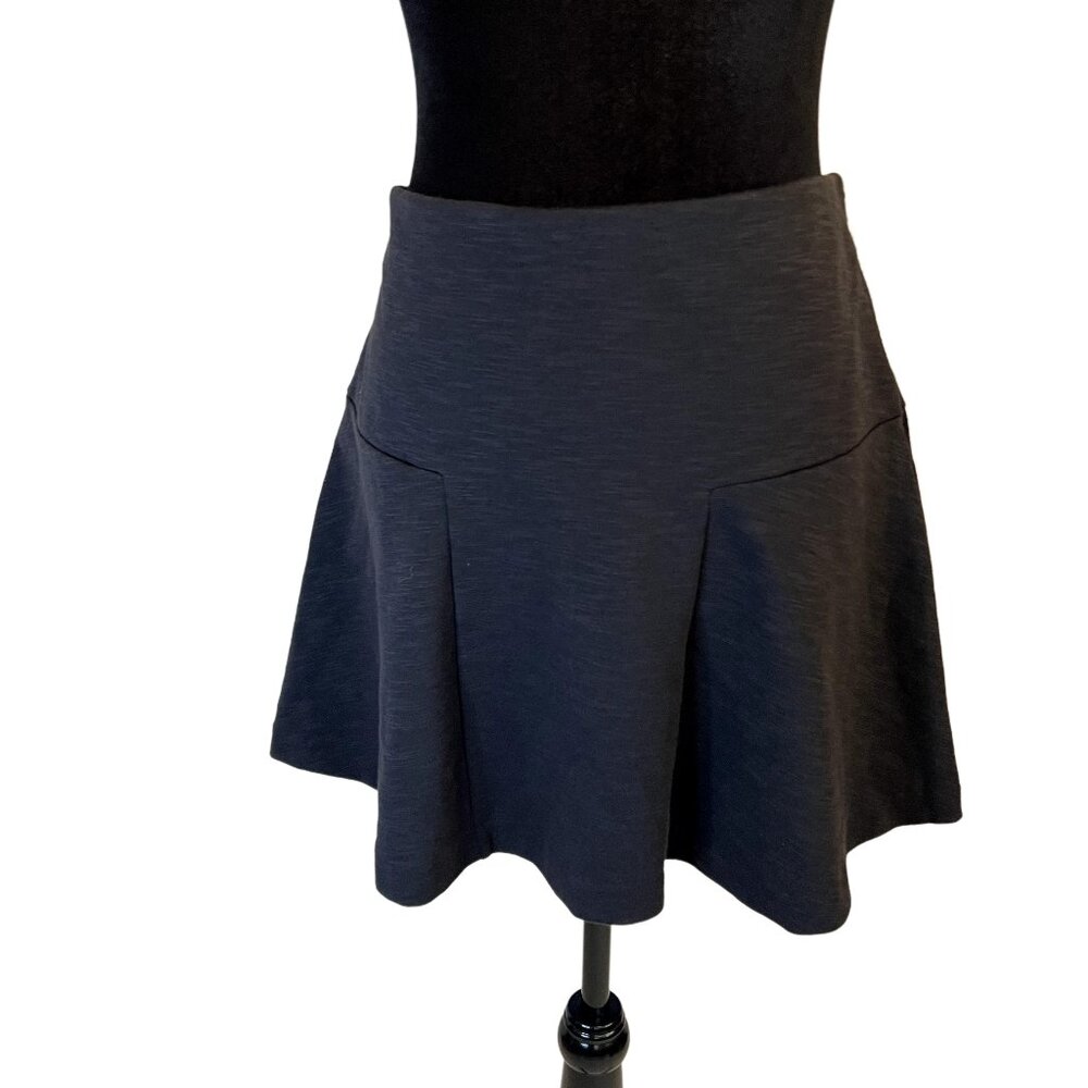 Old Navy NWT Dark Grey Mini Skirt Size Medium Party Casual Summer Work Dance